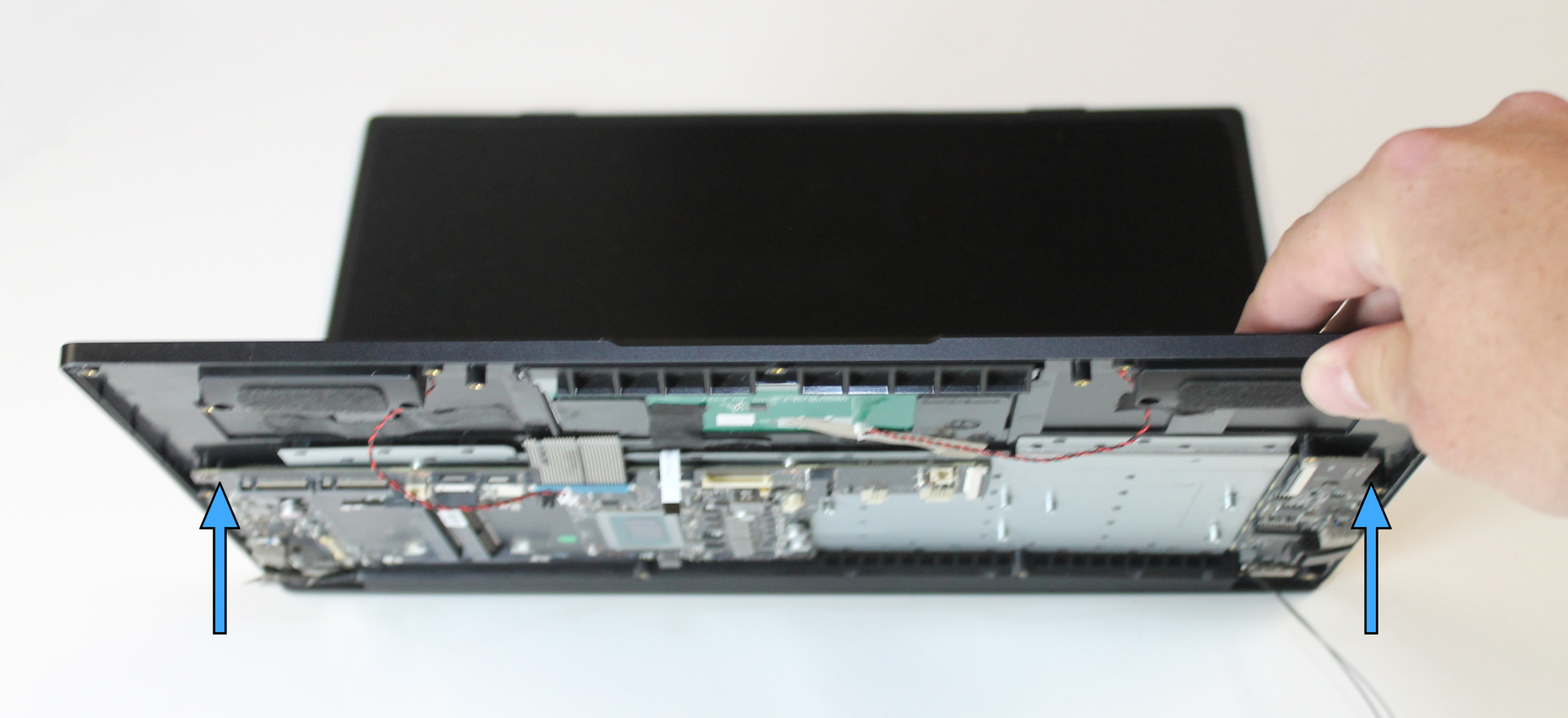 Chassis above hinges showing direction to lift from hinges