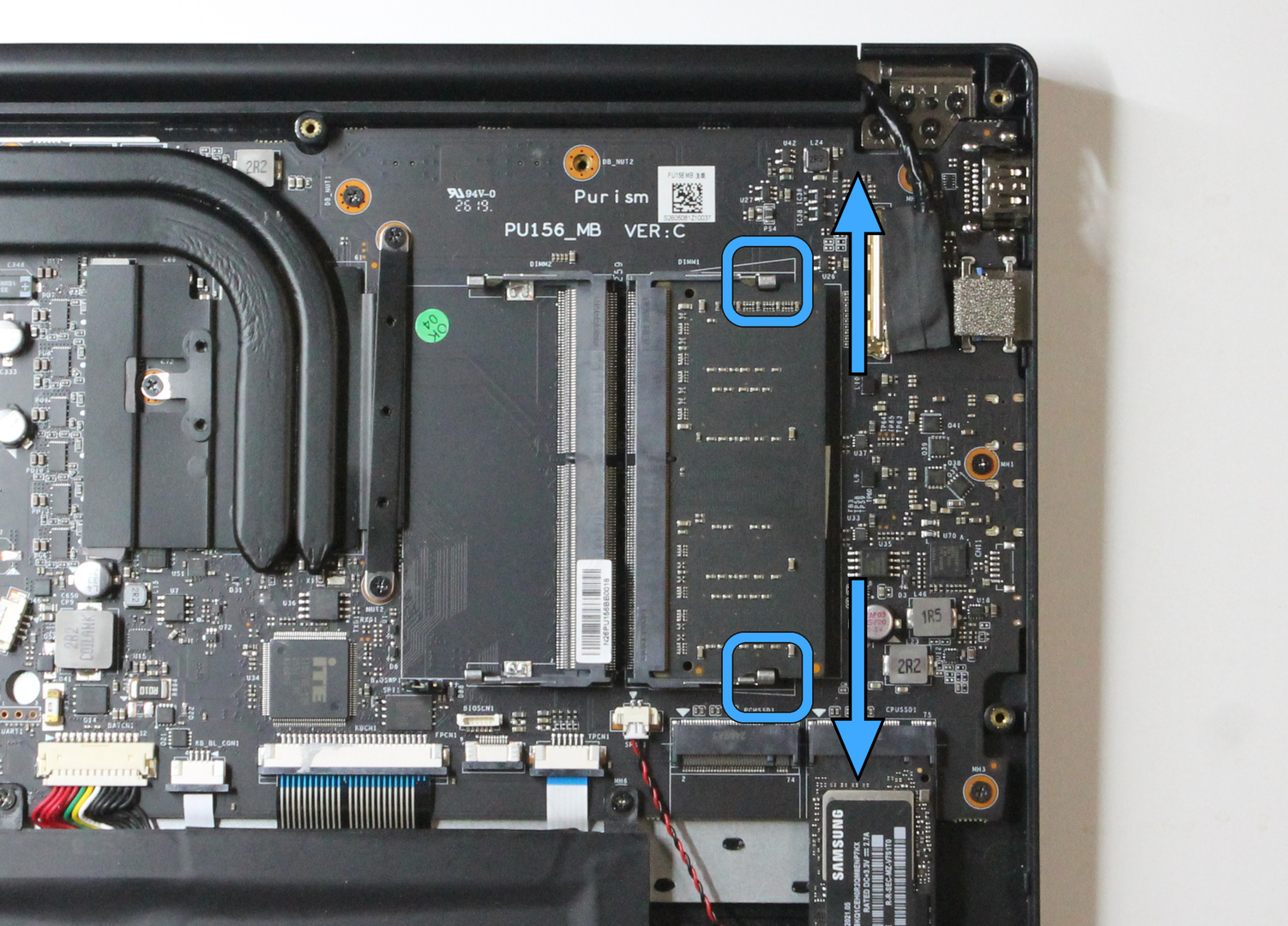 DIMM sockets, with lever release directions marked